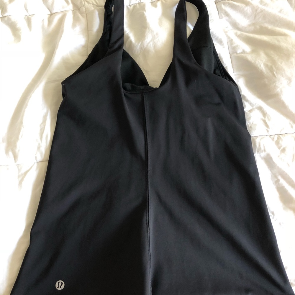 Lululemon top